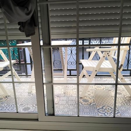 Warm Harbor Apartment Santa Coloma de Gramenet Bagian luar foto