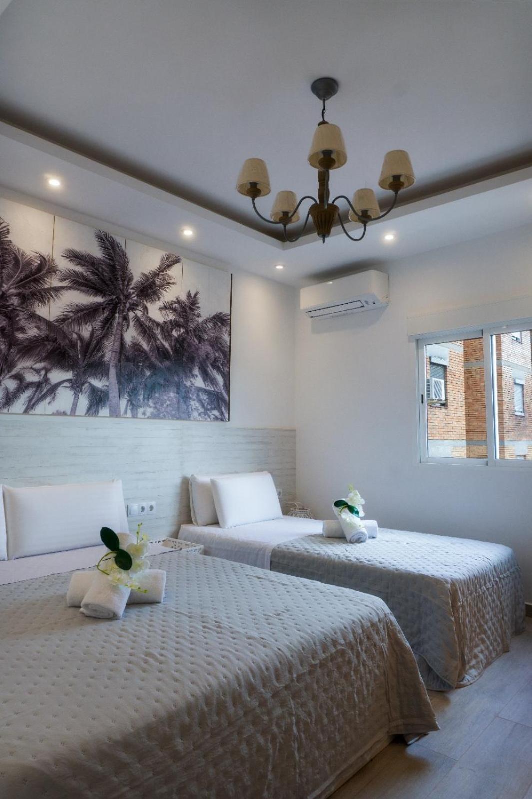 Warm Harbor Apartment Santa Coloma de Gramenet Bagian luar foto