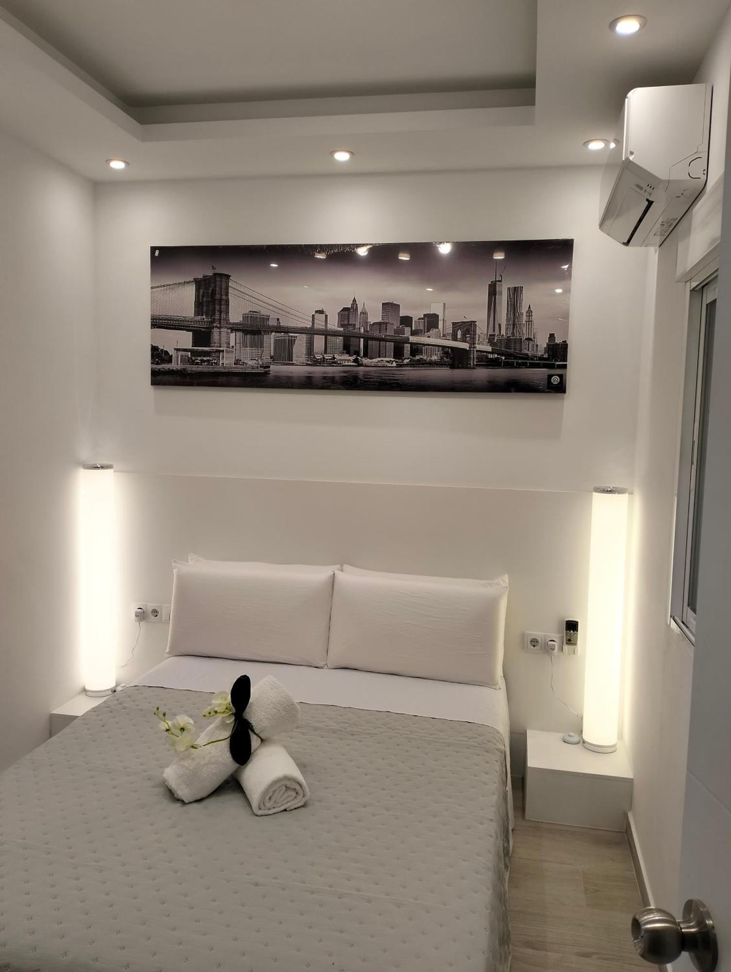 Warm Harbor Apartment Santa Coloma de Gramenet Bagian luar foto