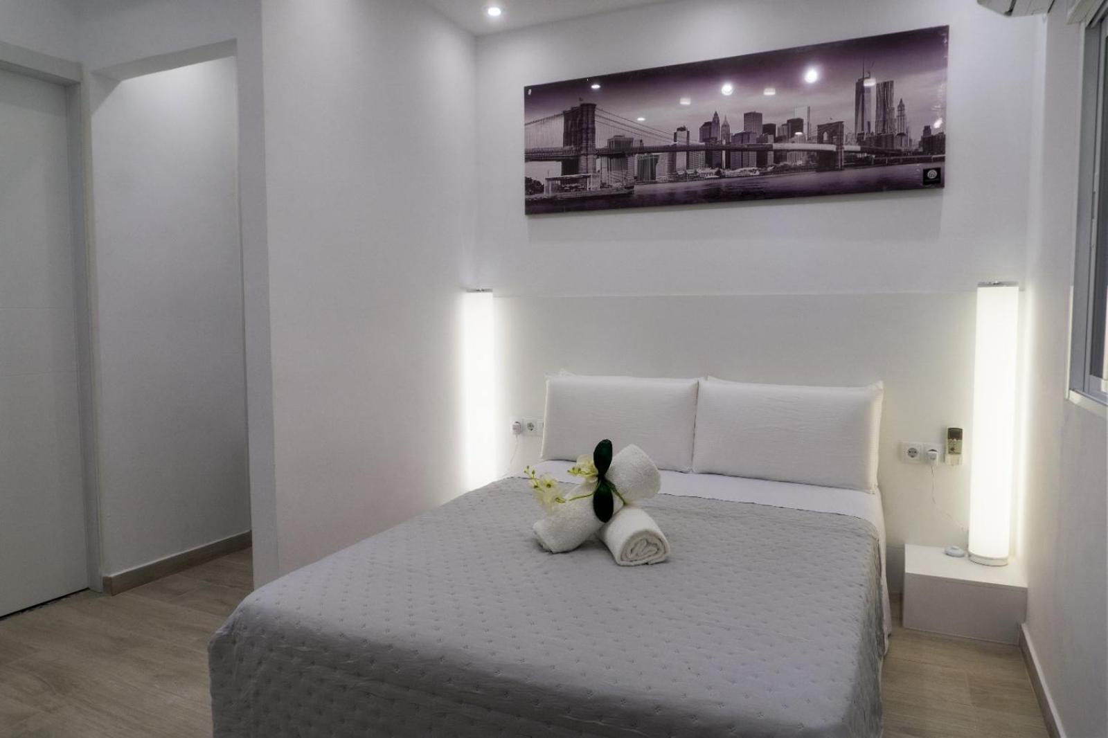 Warm Harbor Apartment Santa Coloma de Gramenet Bagian luar foto