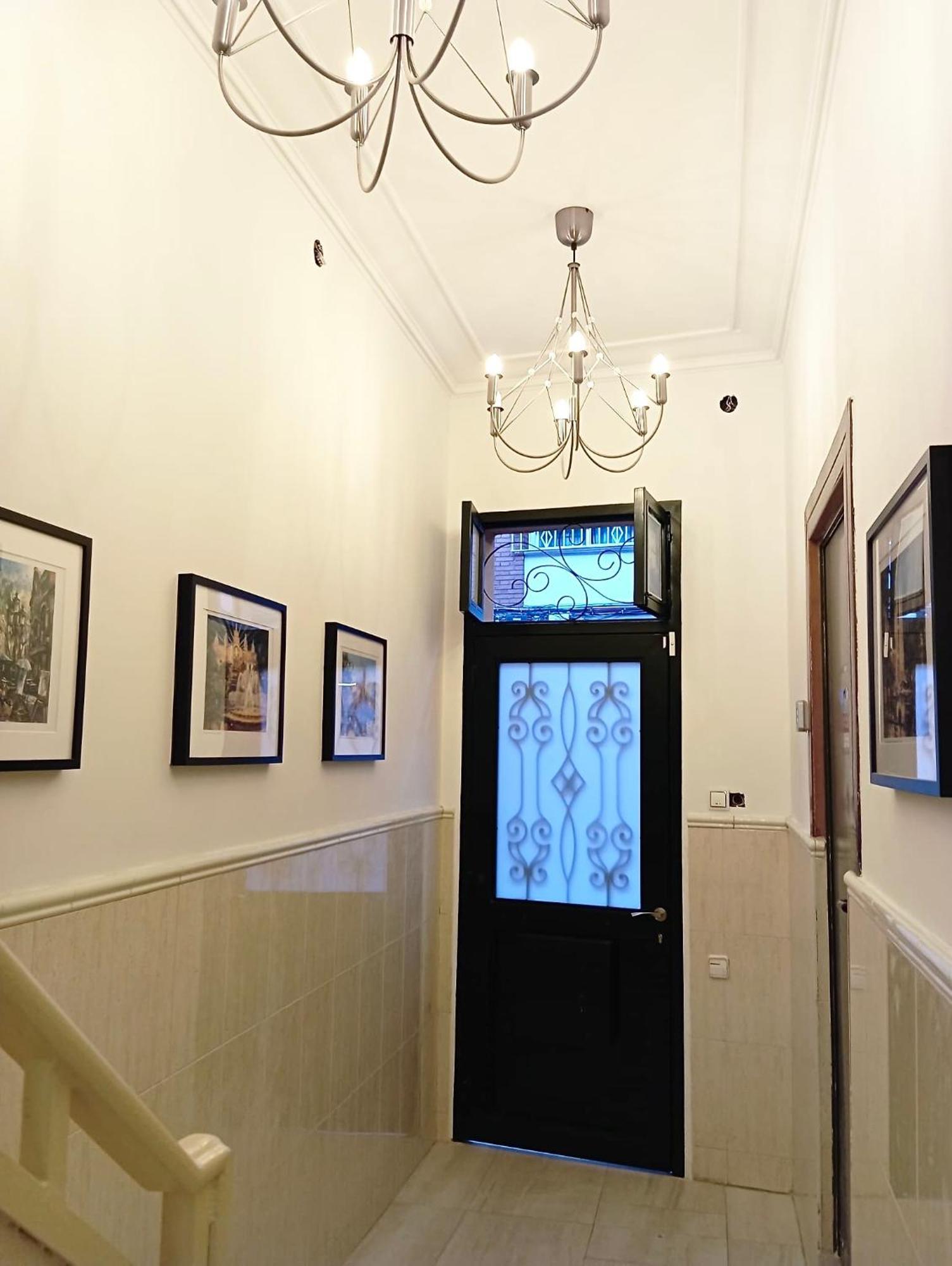 Warm Harbor Apartment Santa Coloma de Gramenet Bagian luar foto